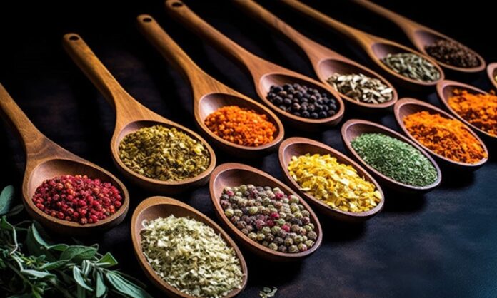 Baharatlar, yemeklerin lezzetini artıran ve sofralara aroma katan en önemli malzemelerden biridir. Baharatlar, sadece tat vermekle kalmaz, aynı zamanda sağlık açısından da çeşitli faydalar sunar. Yüzyıllardır farklı kültürlerin mutfaklarında kullanılan baharatlar, yemeklerin karakterini belirler ve gastronomi dünyasının vazgeçilmez unsuru hâline gelir. Konulu bir haber görseli.