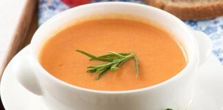 Çorba, dünya mutfaklarının en eski yemeklerinden biri olarak bilinir. Antik çağlardan günümüze kadar taşınan bu lezzet, farklı kültürlerde farklı şekillerde hazırlanmıştır. Çorbalar, hem besleyici hem de doyurucu özellikleri ile sofraların vazgeçilmez bir parçası olmuştur. Konulu bir haber görseli.