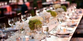 Düğünler, hem çiftler hem de davetliler için unutulmaz anların yaşandığı, en özel kutlamalardan biridir. Böylesine önemli bir günde, düğün sofrası ve özel menü seçimi, etkinliğin atmosferini ve hatırlanma biçimini doğrudan etkiler. Misafirlerin damak zevkine hitap eden, görsel açıdan şık sunumlara sahip ve dengeli lezzetlerden oluşan bir menü, düğün organizasyonunun en önemli parçalarındandır. Konulu bir haber görseli.