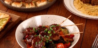 İnsanoğlu için lezzet, yalnızca bir damak tadı meselesi değil, aynı zamanda yaşam kalitesini belirleyen bir olgudur. Yemeklerin tatları, kokuları ve dokuları, kişilerin ruh halini etkileyen güçlü unsurlardan biridir. Bir yemeğin lezzeti, kimi zaman geçmişe dair hatıraları canlandırır, kimi zaman da yeni deneyimlerin kapısını aralar. Konulu bir haber görseli.