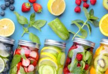 Günümüz modern yaşam tarzı, insanları daha fazla işlem görmüş gıdalara, hareketsizliğe ve stresli tempolara maruz bırakıyor. Bu durum, vücudun zamanla toksin biriktirmesine ve metabolizmanın yavaşlamasına yol açabiliyor. Detox kavramı, bu zararlı birikimlerin vücuttan doğal yollarla atılmasını destekleyen bir yaşam biçimini tanımlar. Yalnızca kilo vermek ya da zayıflamak amacıyla değil, aynı zamanda enerjiyi artırmak, bağışıklığı güçlendirmek ve sindirimi rahatlatmak için de tercih ediliyor. Konulu bir haber görseli.