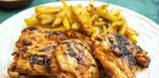 Günlük beslenmede en çok tercih edilen protein kaynaklarından biri olan tavuklu tarifler, hem pratik hem de besleyici özellikleriyle sofraların vazgeçilmezi haline gelmiştir. Tavuk eti, düşük yağ oranı ve yüksek protein değeri sayesinde sağlıklı beslenmeyi desteklerken, farklı pişirme yöntemleriyle çeşitlenen tariflerle de mutfaklarda geniş bir yelpazeye sahiptir. Konulu bir haber görseli.