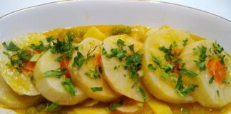 Zeytinyağlı kereviz, Türk mutfağının klasik zeytinyağlı tariflerinden biri olarak sofralarda yerini alır. Özellikle kış aylarında hafif ve besleyici yemek arayanların tercihi olan kereviz, hem lezzeti hem de sağlığa olan faydalarıyla öne çıkar. Zeytinyağının yumuşatıcı etkisi, kerevizin kendine has aromasını dengeler ve bu yemeği hem hafif hem de doyurucu kılar. Konulu bir haber görseli.