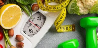 Lenfatik sistem, vücudun bağışıklık ve toksin atılımında kritik bir rol oynar. Bu sistemin sağlıklı çalışması, genel enerji seviyesi, bağışıklık fonksiyonları ve hücresel sağlık açısından büyük önem taşır. Lenfatik sistem diyeti, lenf akışını destekleyen besinlerle hazırlanmış bir beslenme yaklaşımıdır ve vücudu doğal yolla arındırmayı hedefler. Bu diyet, hem detoksifikasyonu kolaylaştırır hem de inflamasyon riskini azaltır. Konulu bir haber görseli.