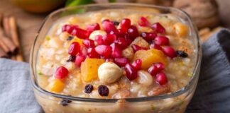 Toplumsal hafızada derin izler bırakan özel günlerden biri olan Aşure Günü, hem dini hem de kültürel yönüyle geniş bir anlam dünyasına sahiptir. Yüzyıllardır sürdürülen bu gelenek, yalnızca bir tatlının hazırlanmasıyla sınırlı kalmaz; paylaşma, dayanışma ve birlikte yaşama kültürünün güçlü bir sembolü olarak öne çıkar. Aşure Günü, farklı inançların ve toplumsal kesimlerin ortak değerlerde buluşabildiği nadir zamanlardan biri olarak kabul edilir. Bu yönüyle aşure, sofranın ötesinde bir anlam taşır. Konulu bir haber görseli.