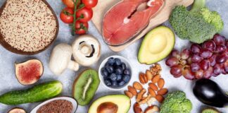 Son yıllarda beslenme alışkanlıkları çeşitlenirken, et tüketimini azaltmak isteyen ancak tamamen hayvansal gıdalardan vazgeçmeyen bireyler için pescatarian beslenme dikkat çekici bir seçenek olarak öne çıkmaktadır. Bitki temelli beslenmeyi temel alan bu yaklaşımda kırmızı et ve kümes hayvanları tüketilmezken, balık ve deniz ürünlerine yer verilir. Bu yönüyle pescatarian beslenme, hem sağlıklı hem de dengeli bir beslenme modeli olarak değerlendirilir. Konulu bir haber görseli.