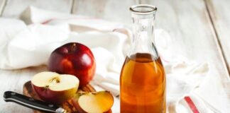 Geleneksel mutfak kültürünün vazgeçilmez ürünlerinden biri olan sirke, günümüzde yalnızca bir tatlandırıcı değil, aynı zamanda farklı kullanım alanlarıyla öne çıkan çok yönlü bir gıda ürünü olarak dikkat çekiyor. Geçmişten bugüne ev yapımı yöntemlerle üretilen sirke çeşitleri, modern üretim teknikleriyle birlikte daha geniş kitlelere ulaşıyor. Bu durum, sirke çeşitleri konusunda hem merakı hem de çeşitliliği artırıyor. Konulu bir haber görseli.