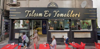 Tılsım Ev Yemekleri’nde sunulan tüm ürünler, ev usulü yemekler, doğal malzemeler ve günlük hazırlanan menü anlayışıyla hazırlanıyor. Menüde yer alan zeytinyağlı yemekler, sulu yemek çeşitleri, taze sebze yemekleri ve geleneksel Türk mutfağı lezzetleri, özellikle çalışan kesim için doyurucu ve sağlıklı yemek alternatifi sunuyor.